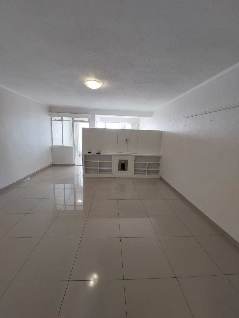 To Let 0 Bedroom Property for Rent in Sea Point Western Cape